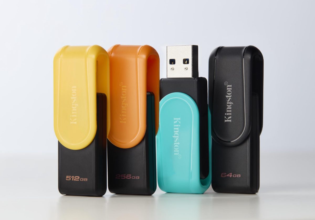 Kingston USB Flash Drive, DataTraveler Exodia S, 128 GB, USB Type-A, Black/Turquoise